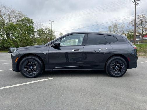 Dark Graphite Metallic 2024 BMW iX xDrive50
