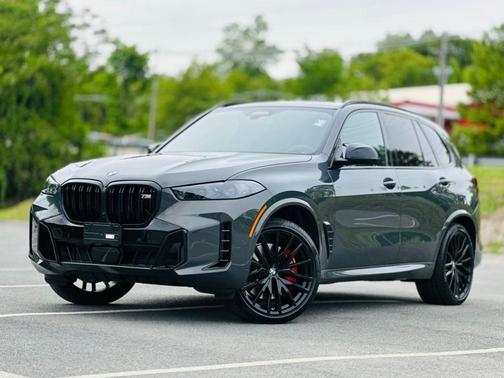 Gray Metallic 2025 BMW X5 M60i