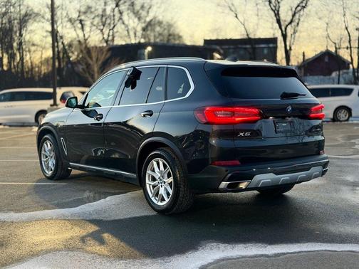 2023 BMW X5 PHEV xDrive45e