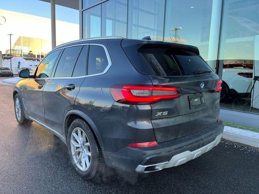 2023 BMW X5 PHEV xDrive45e