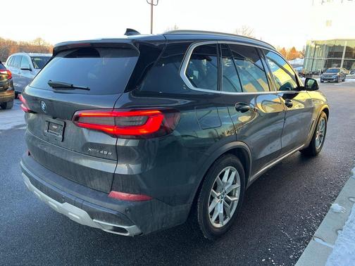 2023 BMW X5 PHEV xDrive45e