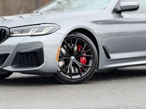 2023 BMW 540 i xDrive