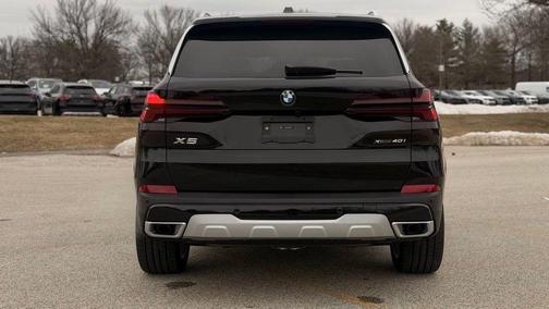 Black Sapphire Metallic 2026 BMW X5 xDrive40i