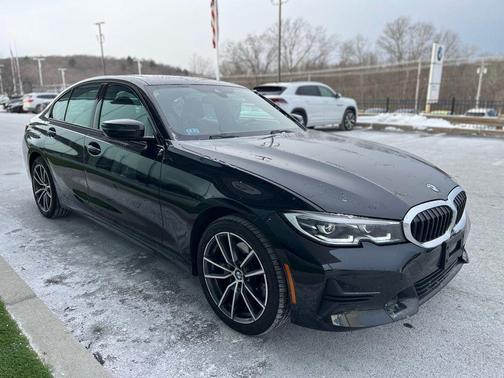 2022 BMW 330 i xDrive