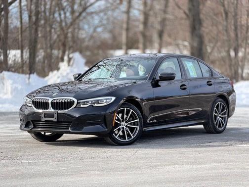 2022 BMW 330 i xDrive