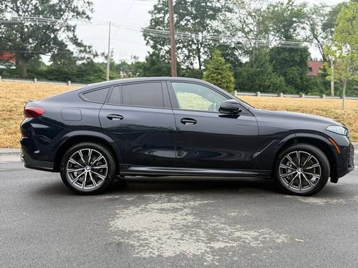 2024 BMW X6 xDrive40i