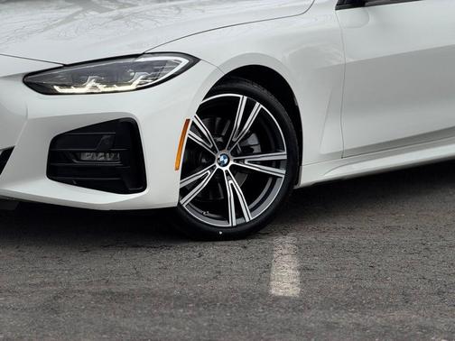 Alpine White 2023 BMW 430 i xDrive