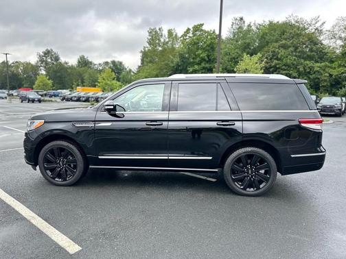 2022 Lincoln Navigator Reserve