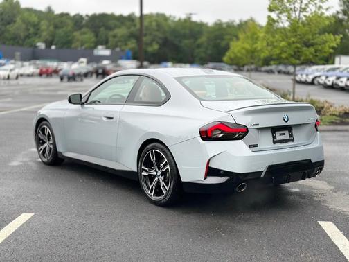2024 BMW 230 i xDrive