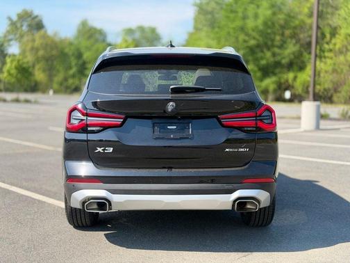 Black Sapphire Metallic 2023 BMW X3 xDrive30i