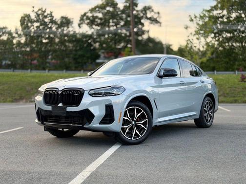 Gray Metallic 2025 BMW X4 M40i