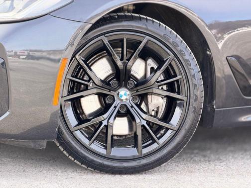 2023 BMW 540 i xDrive