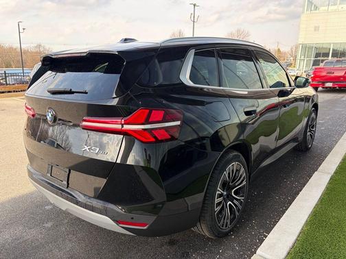 Black Sapphire Metallic 2025 BMW X3 30 xDrive