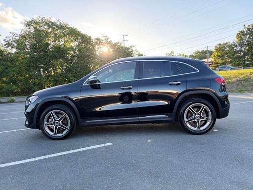Midnight Black 2023 Mercedes-Benz GLA 250 Base 4MATIC