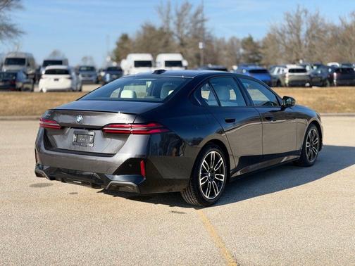 2026 BMW 530 i xDrive