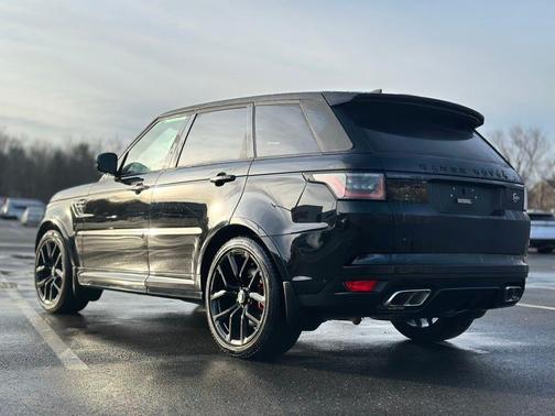 2022 Land Rover Range Rover Sport SVR
