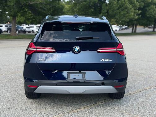 Tanzanite Blue II Metallic 2026 BMW X3 30 xDrive