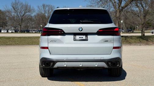 Gray 2026 BMW X5 xDrive40i