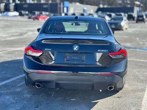 2025 BMW 230 i xDrive