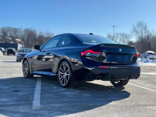 2025 BMW 230 i xDrive