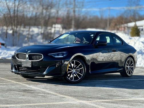 2025 BMW 230 i xDrive