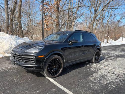 2022 Porsche Cayenne Platinum Edition