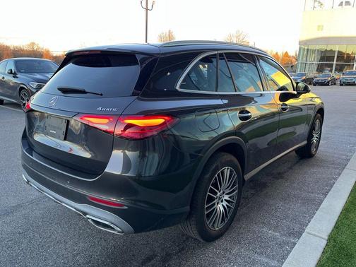 2023 Mercedes-Benz GLC 300 4MATIC