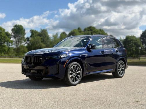 Tanzanite Blue II Metallic 2026 BMW X5 M60i