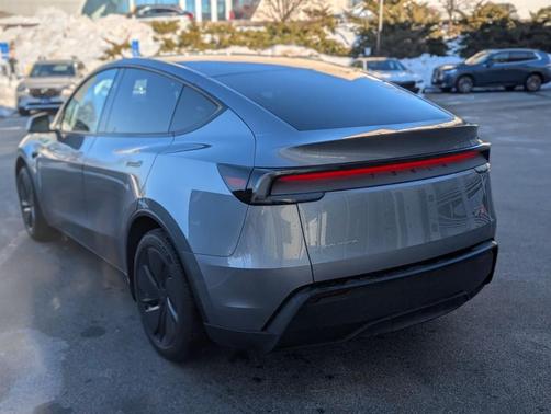 2026 Tesla Model Y Long Range