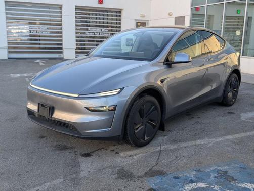 2026 Tesla Model Y Long Range