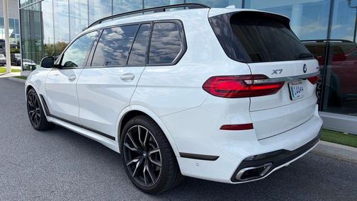Alpine White 2019 BMW X7 xDrive50i