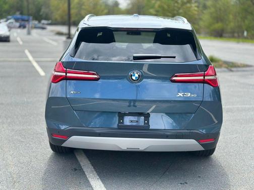 Arctic Race Blue Metallic 2026 BMW X3 30 xDrive