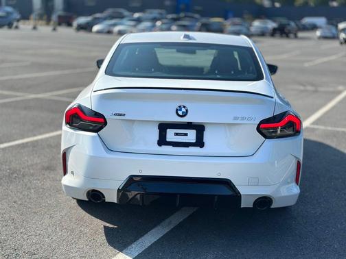 2025 BMW 230 i xDrive