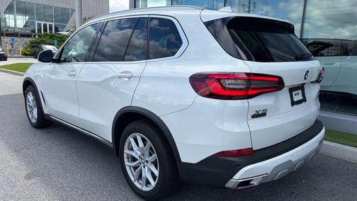 Alpine White 2022 BMW X5 xDrive40i