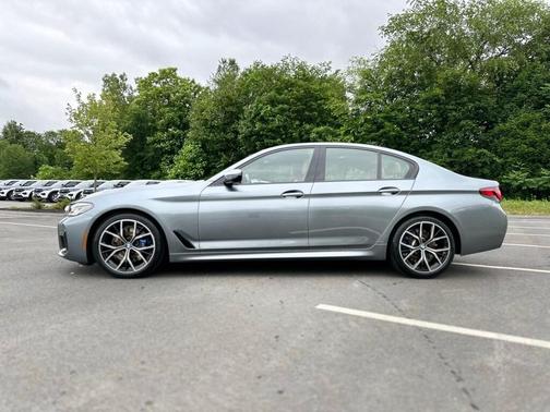 2022 BMW 530 i xDrive