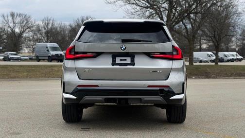Space Silver 2026 BMW X1 xDrive28i