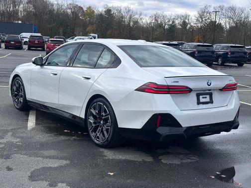 2024 BMW 530 i xDrive