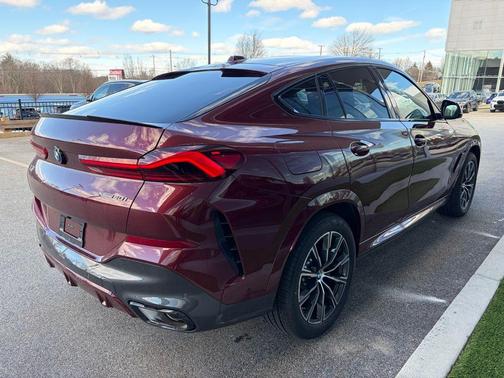 2026 BMW X6 xDrive40i