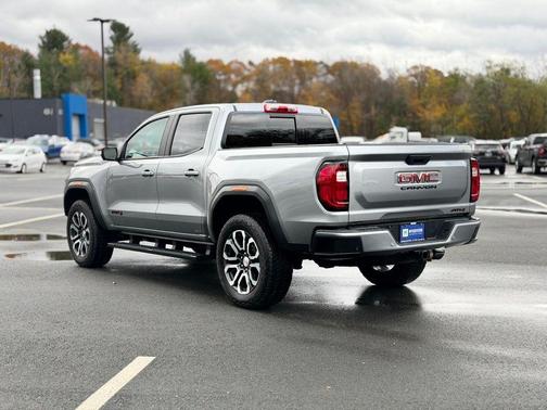 2023 GMC Canyon AT4