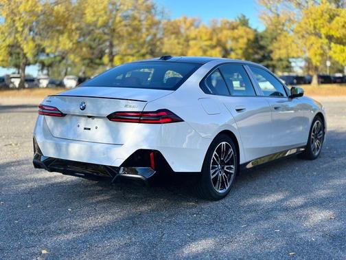 2026 BMW 530 i xDrive