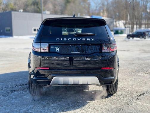 2024 Land Rover Discovery Sport Core S
