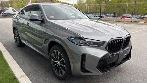 Skyscraper Gray Metallic 2024 BMW X6 xDrive40i
