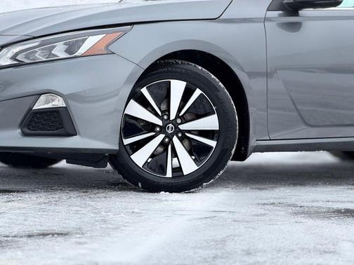 2022 Nissan Altima 2.5 SV