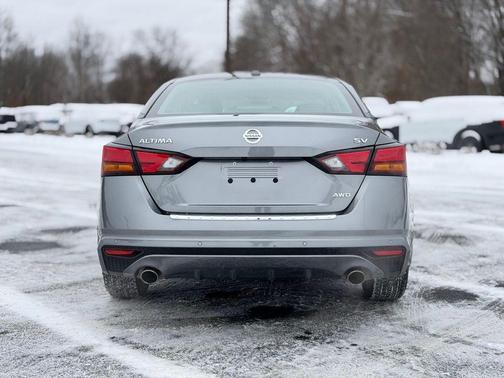 2022 Nissan Altima 2.5 SV