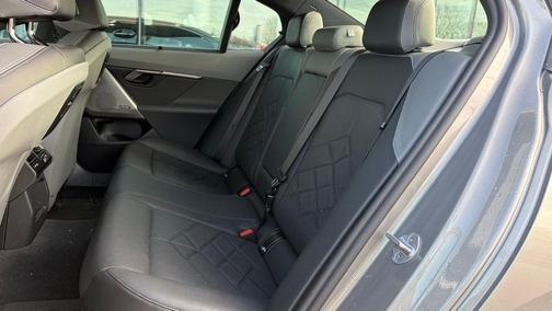 Gray Metallic 2025 BMW i5 xDrive40