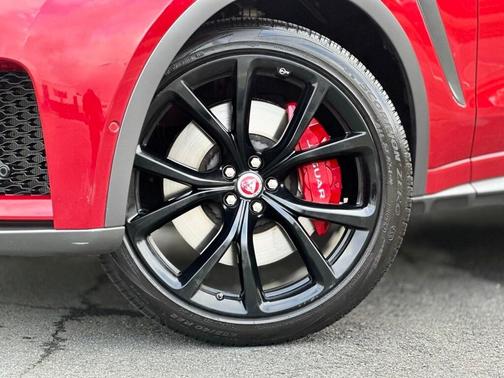 2020 Jaguar F-PACE SVR