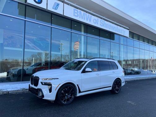 2024 BMW X7 xDrive40i