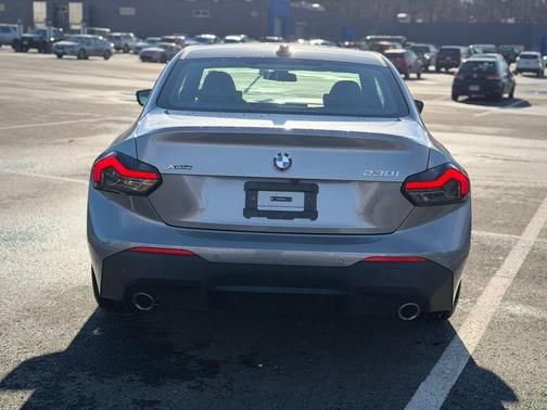 2025 BMW 230 i xDrive