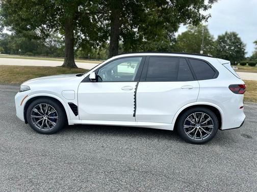 2026 BMW X5 PHEV xDrive50e