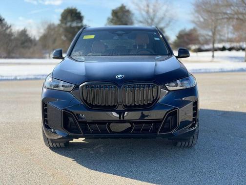 Carbon Black Metallic 2026 BMW X5 PHEV xDrive50e